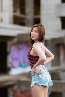漂亮的保姆1在线观看中文版